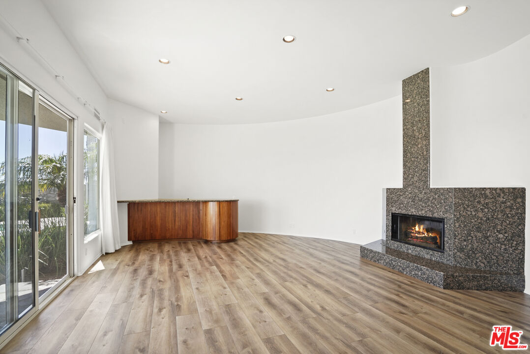 32215 Pacific Coast Hwy