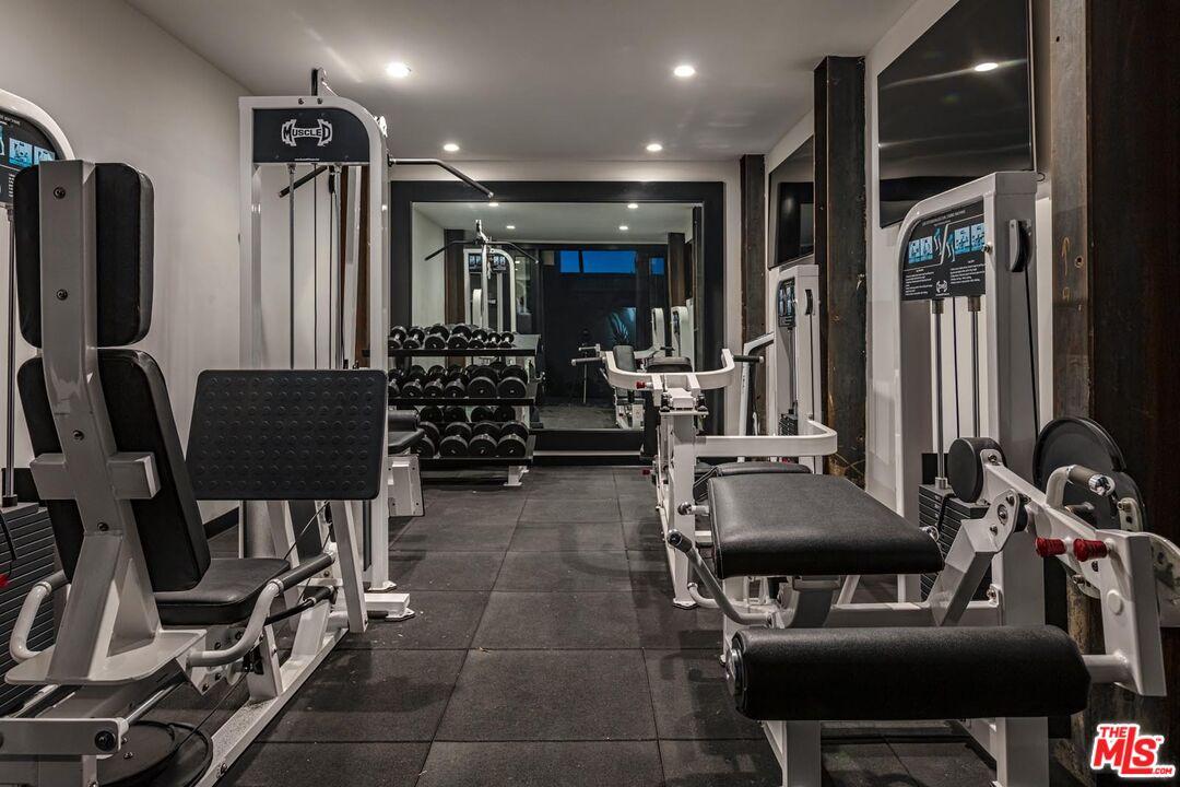 31652 BROAD BEACH RD