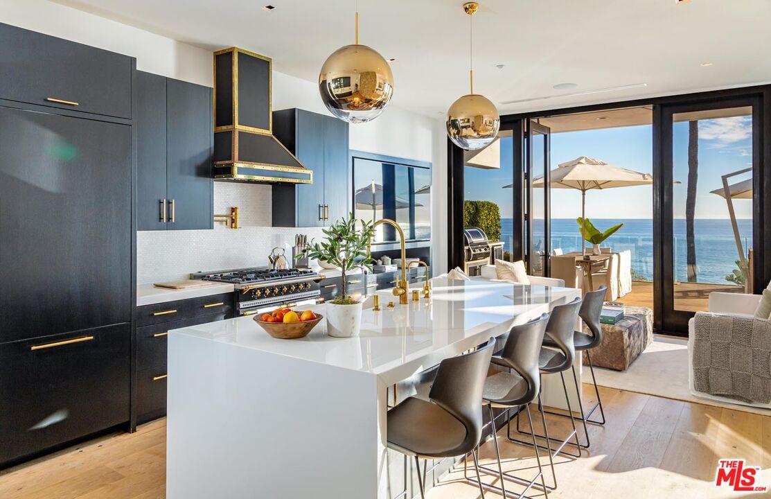 31652 BROAD BEACH RD