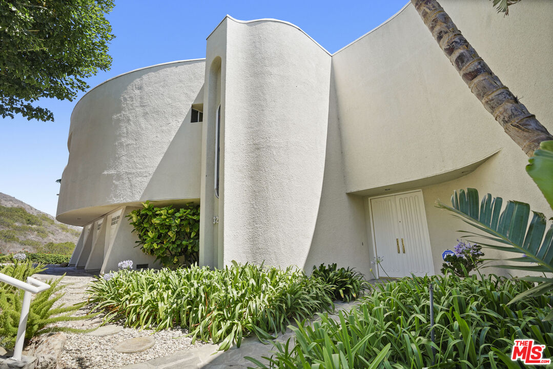 32215 Pacific Coast Hwy