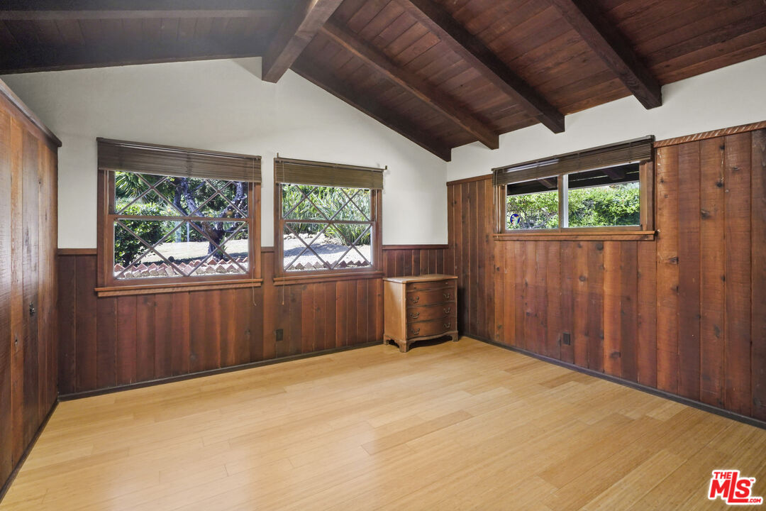 3217 Colony View Cir