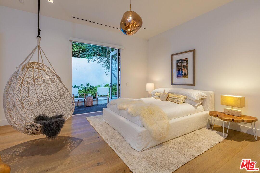 31652 BROAD BEACH RD