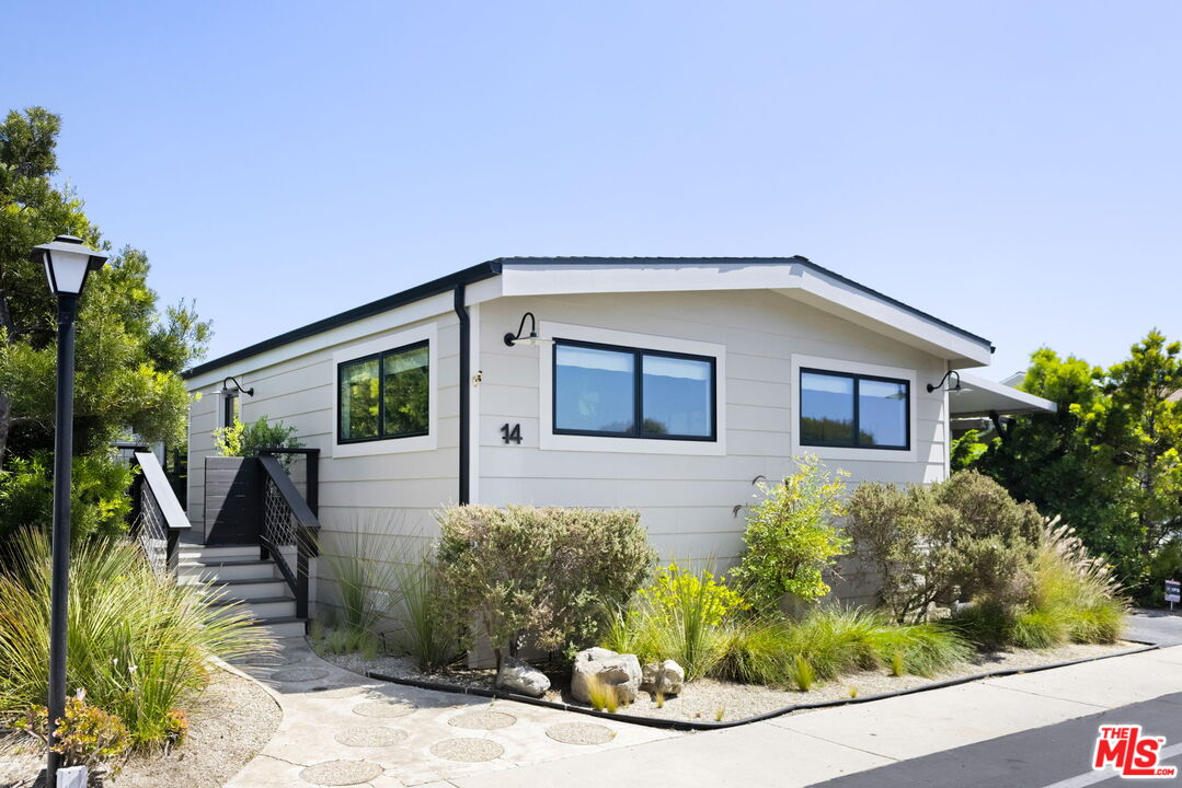 29500 Heathercliff Road Unit: 14