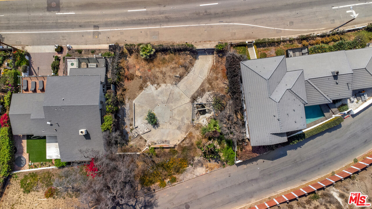 21711 Pacific Coast Hwy