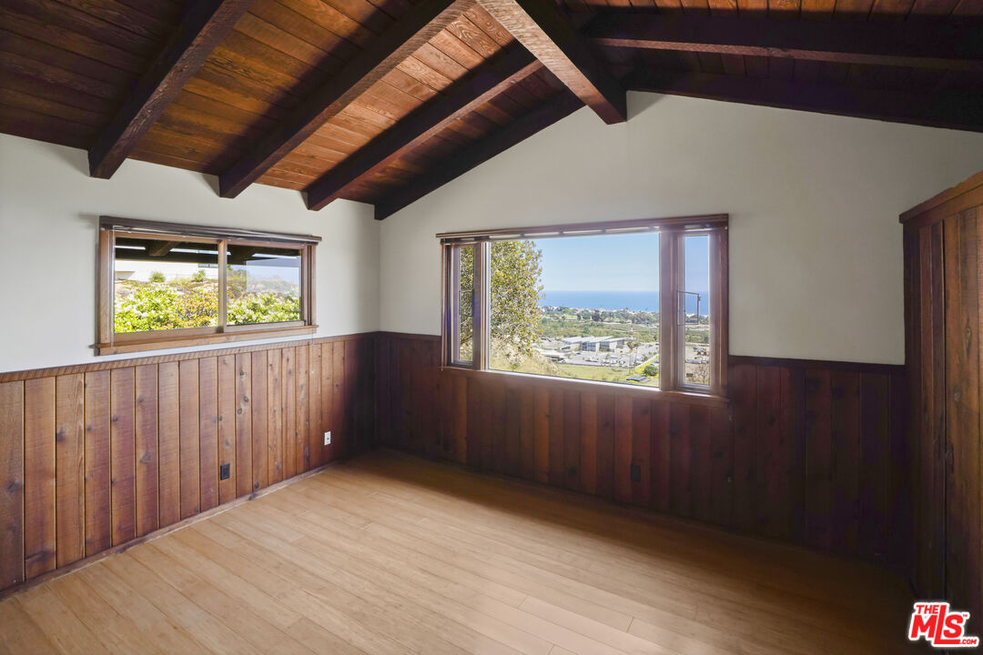 3217 Colony View Cir