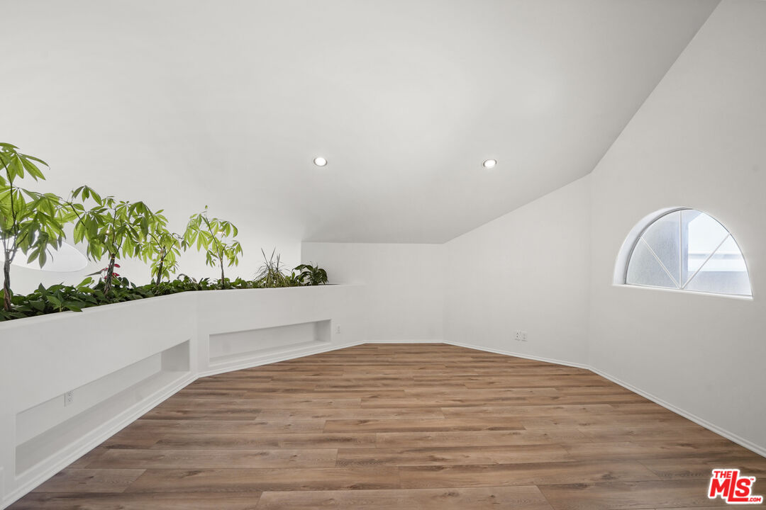 32215 Pacific Coast Hwy